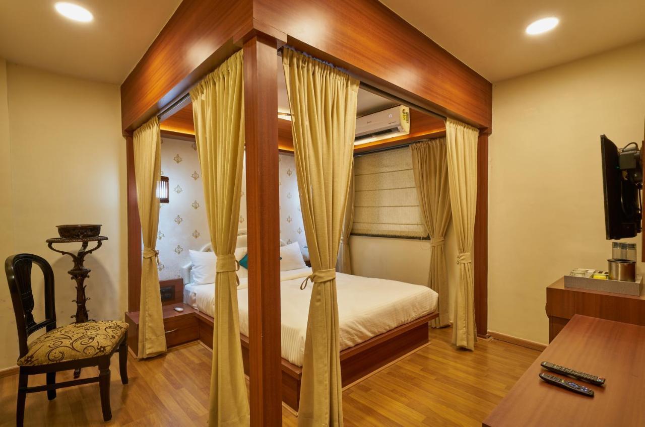 Tranquil La Casa Hotel Pune Room photo